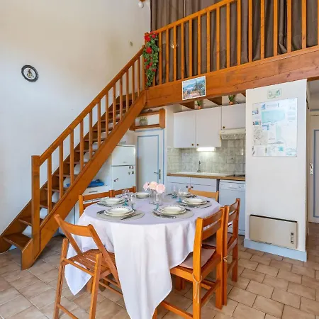 Semesterbostad Les Lauriers By Interhome Meschers-sur-Gironde
