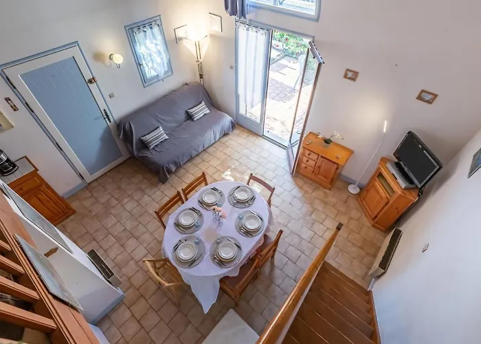 Les Lauriers By Interhome Meschers-sur-Gironde