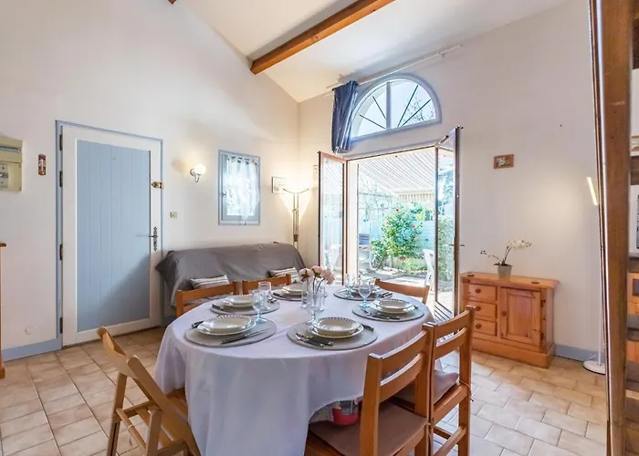 Semesterbostad Les Lauriers By Interhome Meschers-sur-Gironde