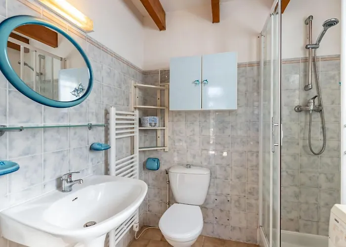 Les Lauriers By Interhome *